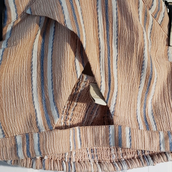 Roxy halter top - Picture 3 of 6